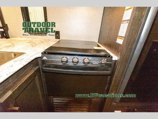 2018 Keystone RV Impact 29V - Photo 11