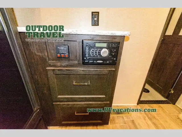 2018 Keystone RV Impact 29V - Photo 14