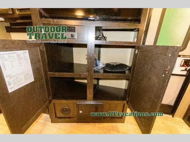 2018 Grand Design Imagine 2500RL - Photo 9