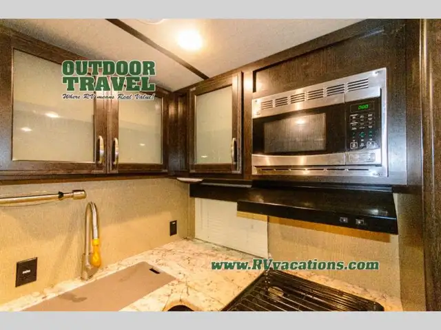 2018 Grand Design Imagine 2500RL - Photo 11