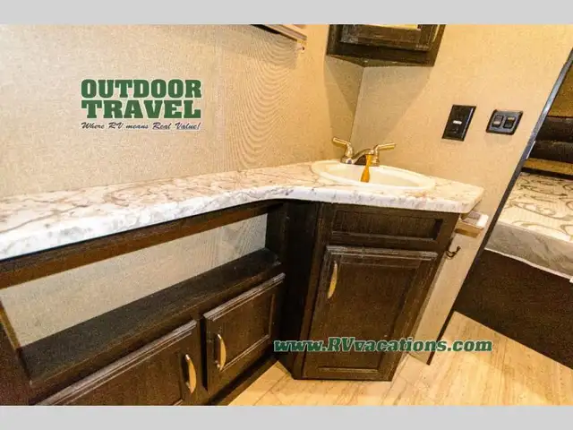 2018 Grand Design Imagine 2500RL - Photo 14