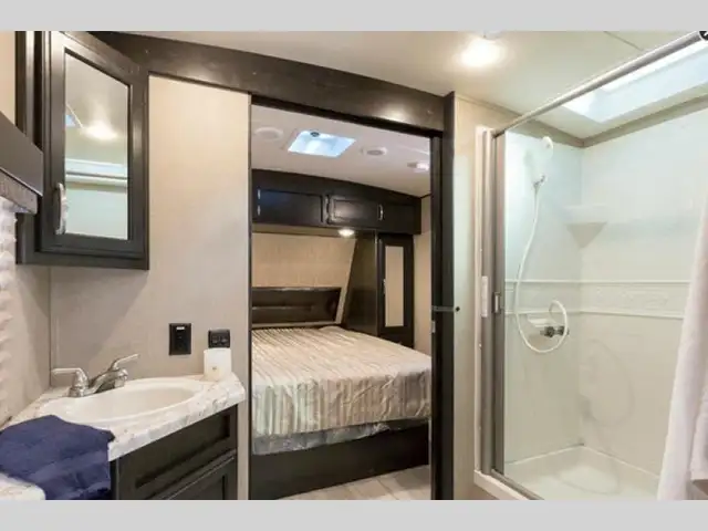 2018 Grand Design Imagine 2500RL - Photo 24