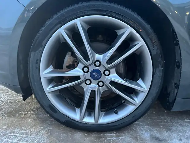 2015 FORD FUSION TITANIUM • AWD • SPORTY & LOADED SEDAN - Photo 9