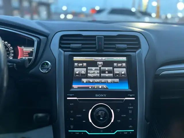 2015 FORD FUSION TITANIUM • AWD • SPORTY & LOADED SEDAN - Photo 13