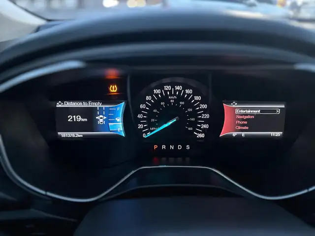 2015 FORD FUSION TITANIUM • AWD • SPORTY & LOADED SEDAN - Photo 20