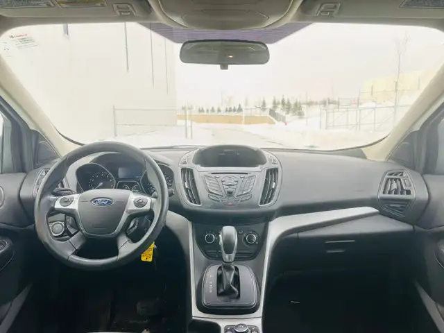 2014 Ford Escape SE 4dr Front-wheel Drive Automatic - Photo 8