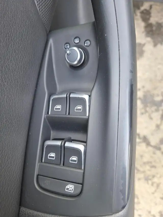 Audi Q3 Progressiv 2016 PROGRESSIV CUIR TOIT NAV MAGS 4X4 - Photo 17