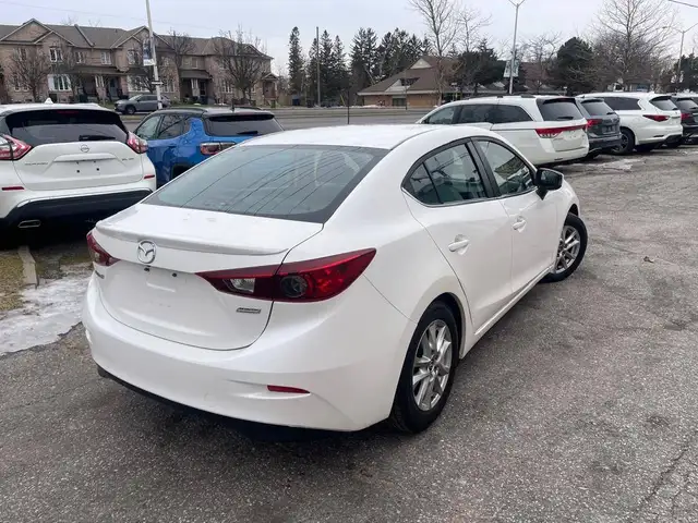 2014 Mazda Mazda3 4dr Sdn Auto GS-SKY Sunroof 2 Sets of Tires an - Photo 4