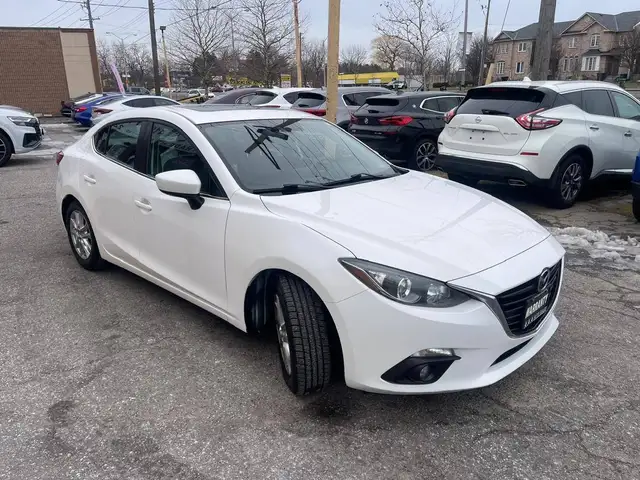 2014 Mazda Mazda3 4dr Sdn Auto GS-SKY Sunroof 2 Sets of Tires an - Photo 6