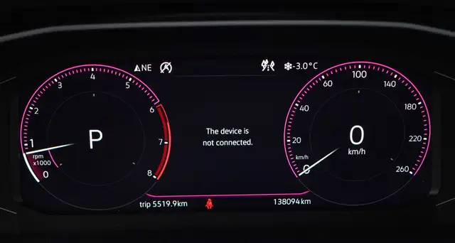 2019 Volkswagen Jetta Execline, Ambient Light, Heated & Vented S - Photo 11