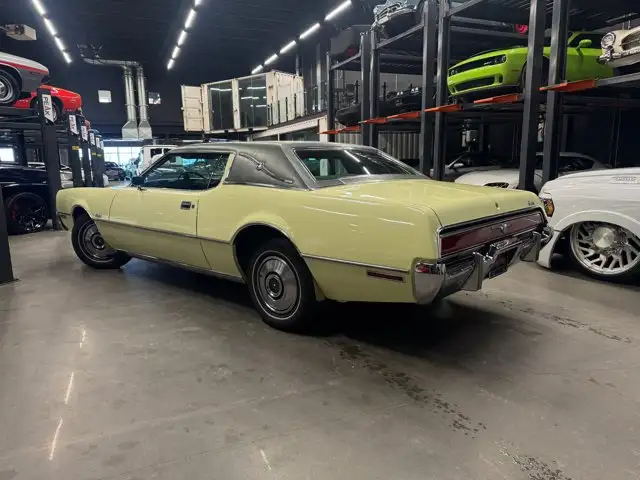 1972 Ford Thunderbird | 429 7.0L V8 | C6 3-Speed | One Owner - Photo 3