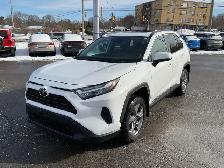 2024 Toyota RAV4 XLE - Photo 7