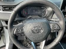 2024 Toyota RAV4 XLE - Photo 18