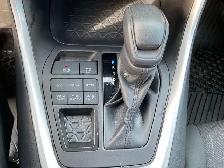 2024 Toyota RAV4 XLE - Photo 28