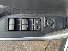 2024 Toyota RAV4 XLE - Photo 32