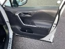 2024 Toyota RAV4 XLE - Photo 33