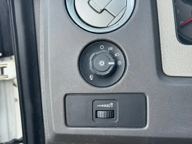 2010 Ford F-150 XL XTR TRIMREADY TO WORK - Photo 24