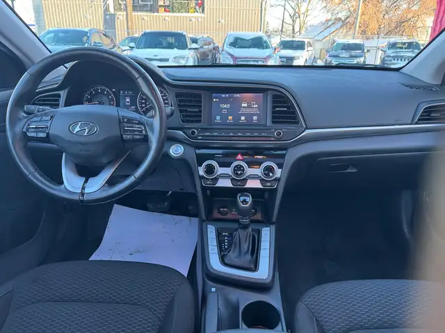 2020 Hyundai Elantra Limited - Photo 7