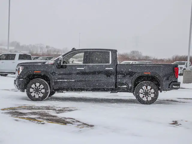 2026 GMC Sierra 3500HD Denali - Photo 5