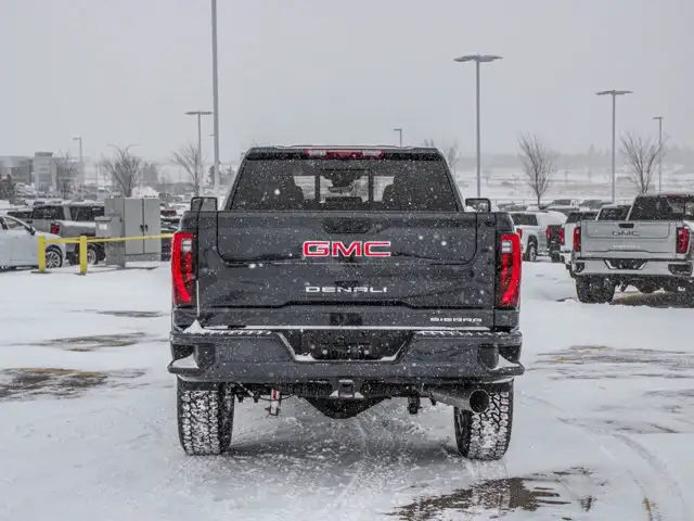 2026 GMC Sierra 3500HD Denali - Photo 7