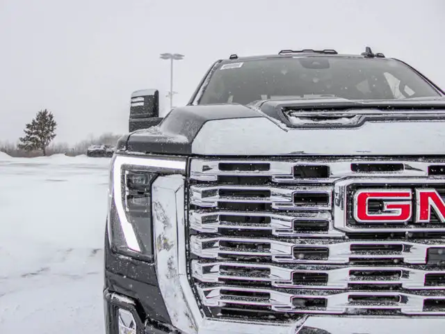 2026 GMC Sierra 3500HD Denali - Photo 11