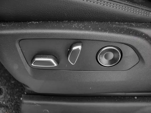 2026 GMC Sierra 3500HD Denali - Photo 16