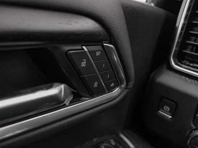 2026 GMC Sierra 3500HD Denali - Photo 18