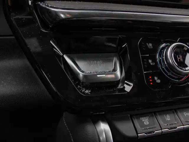 2026 GMC Sierra 3500HD Denali - Photo 24