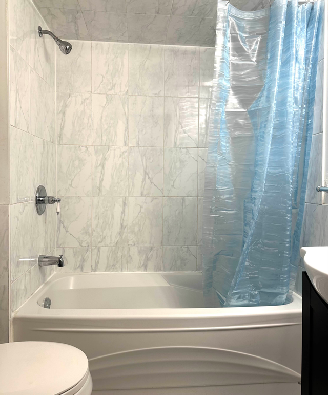 Bright 1 Bed Basement Apartment (Parking   Private Entrance) - Photo 7