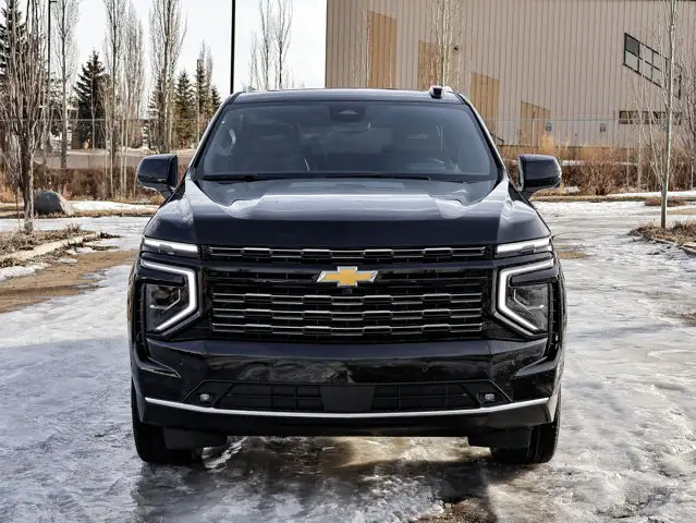 2026 Chevrolet Suburban High Country - Photo 3