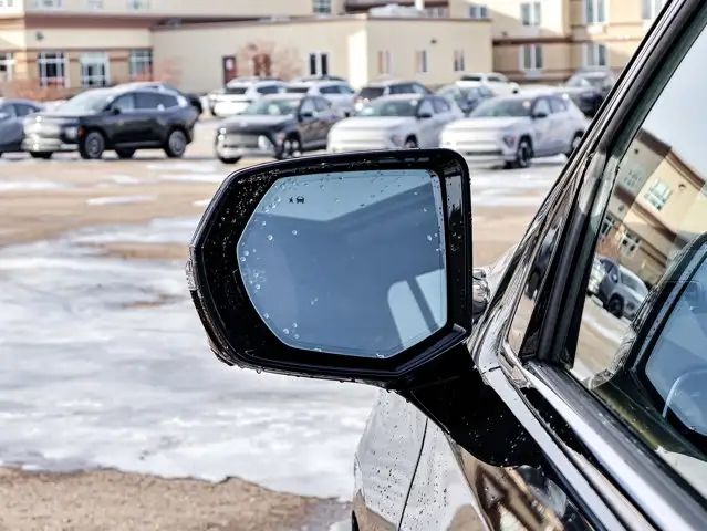 2026 Chevrolet Suburban High Country - Photo 7