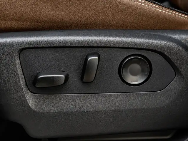 2026 Chevrolet Suburban High Country - Photo 22