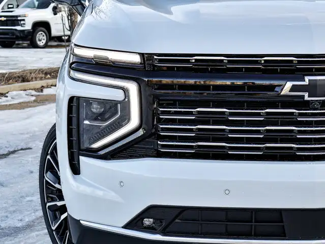 2026 Chevrolet Suburban High Country - Photo 5