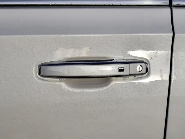 2026 Chevrolet Suburban High Country - Photo 8