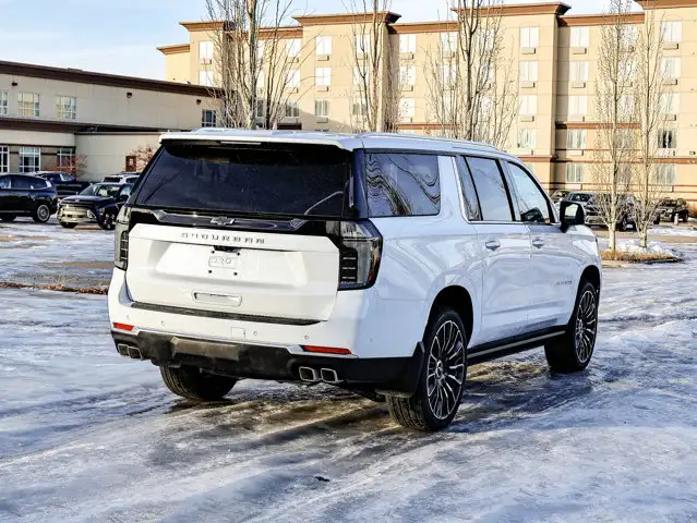 2026 Chevrolet Suburban High Country - Photo 13