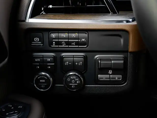 2026 Chevrolet Suburban High Country - Photo 21
