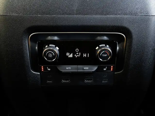 2026 Chevrolet Suburban High Country - Photo 33