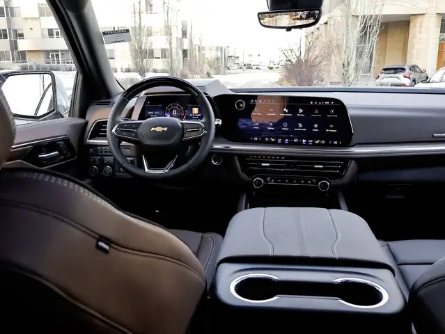 2026 Chevrolet Suburban High Country - Photo 34