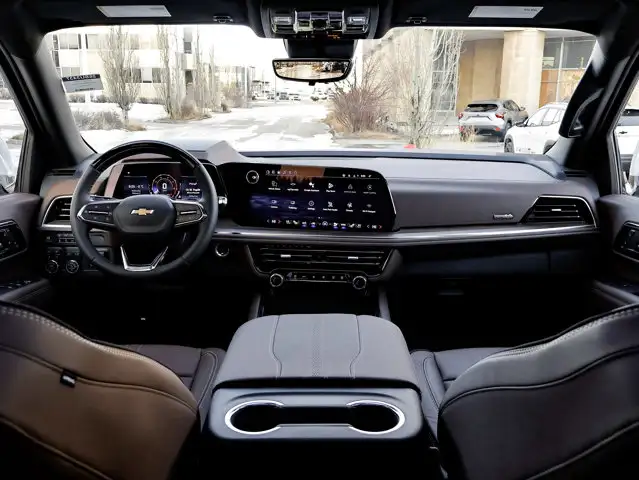 2026 Chevrolet Suburban High Country - Photo 35