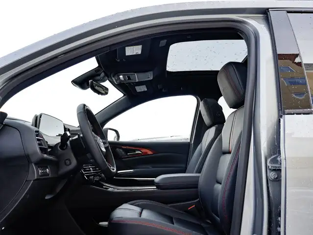 2026 Chevrolet Traverse - Photo 16