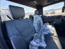 2026 Toyota Tundra Platinum SUNROOF / CREW CAB 4X4 / HEATED SEAT - Photo 12