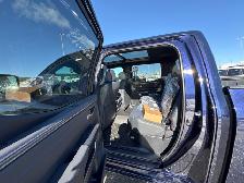 2026 Toyota Tundra Platinum SUNROOF / CREW CAB 4X4 / HEATED SEAT - Photo 13