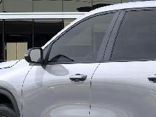 2026 Chevrolet Traverse LT - Photo 15