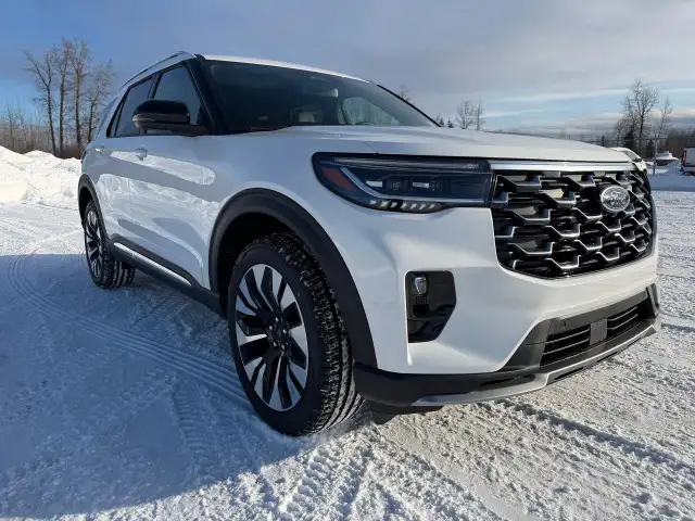 2026 Ford Explorer Platinum - Photo 8