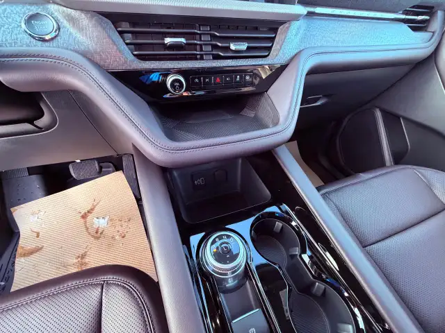 2026 Ford Explorer Platinum - Photo 15