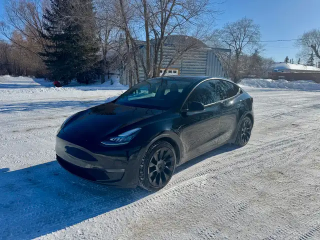 2022 TESLA MODEL Y Rare 7 Seater. - Photo 2