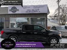 2017 Nissan Titan 4WD Crew Cab S