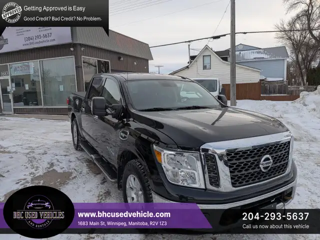 2017 Nissan Titan 4WD Crew Cab S - Photo 2