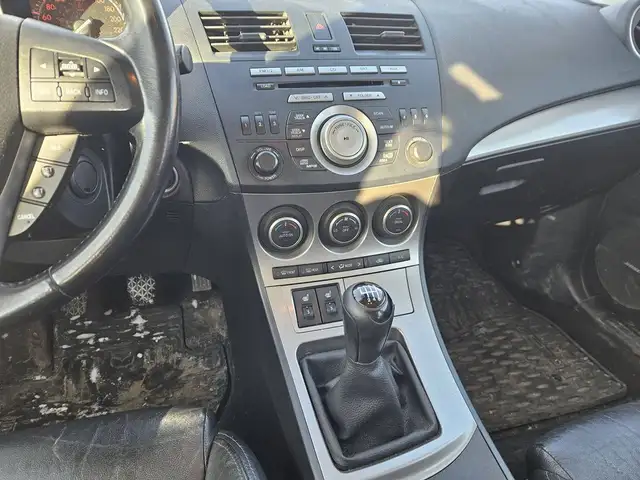 2010 Mazda Mazda3 - Photo 4