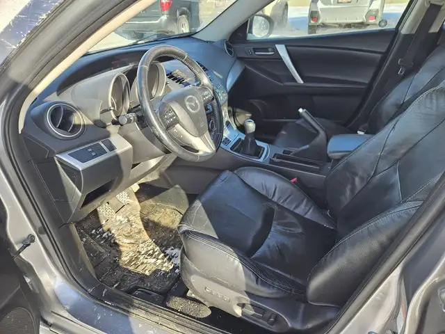 2010 Mazda Mazda3 - Photo 7
